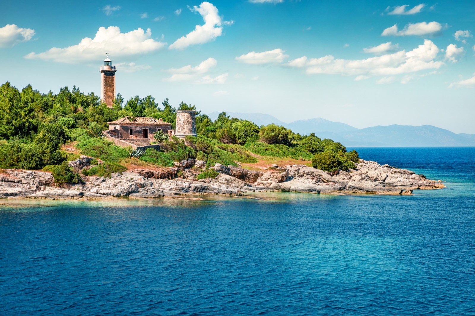 venetian-lighthouse-ionian-coast